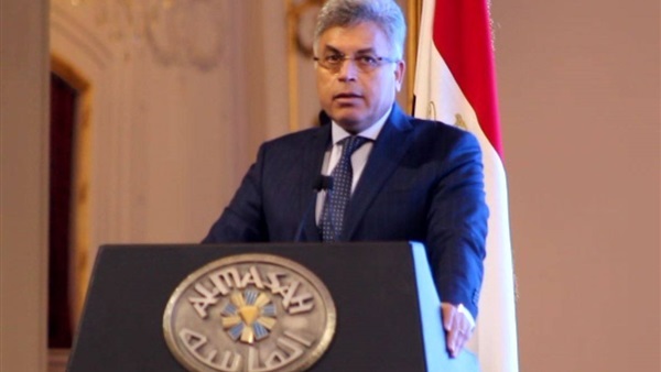 الوزير محمد عرفان رئيس هيئة الرقابة الإدارية الوزير محمد عرفان رئيس هيئة الرقابة الإدارية