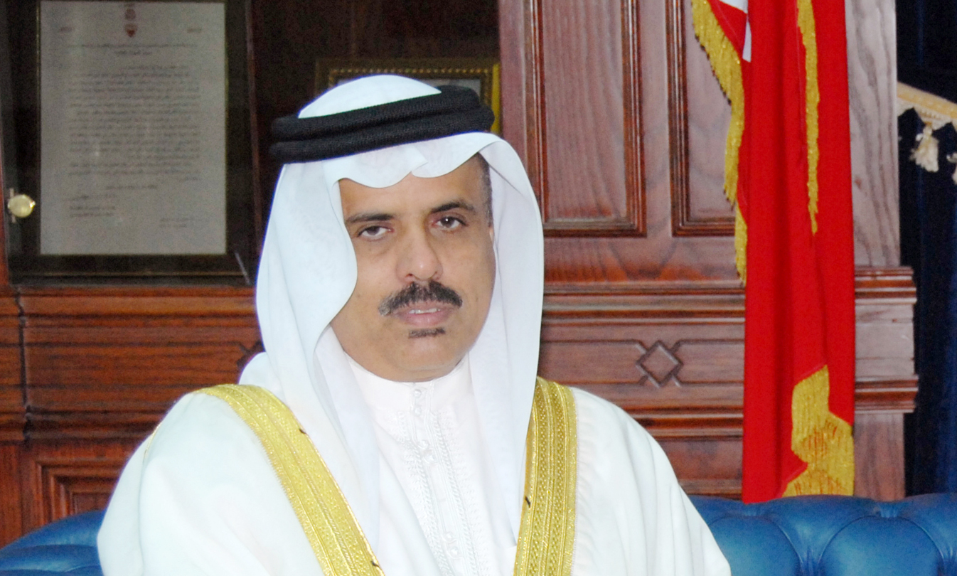وزير التربية والتعليم البحريني ماجد بن علي النعيمي وزير التربية والتعليم البحريني ماجد بن علي النعيمي