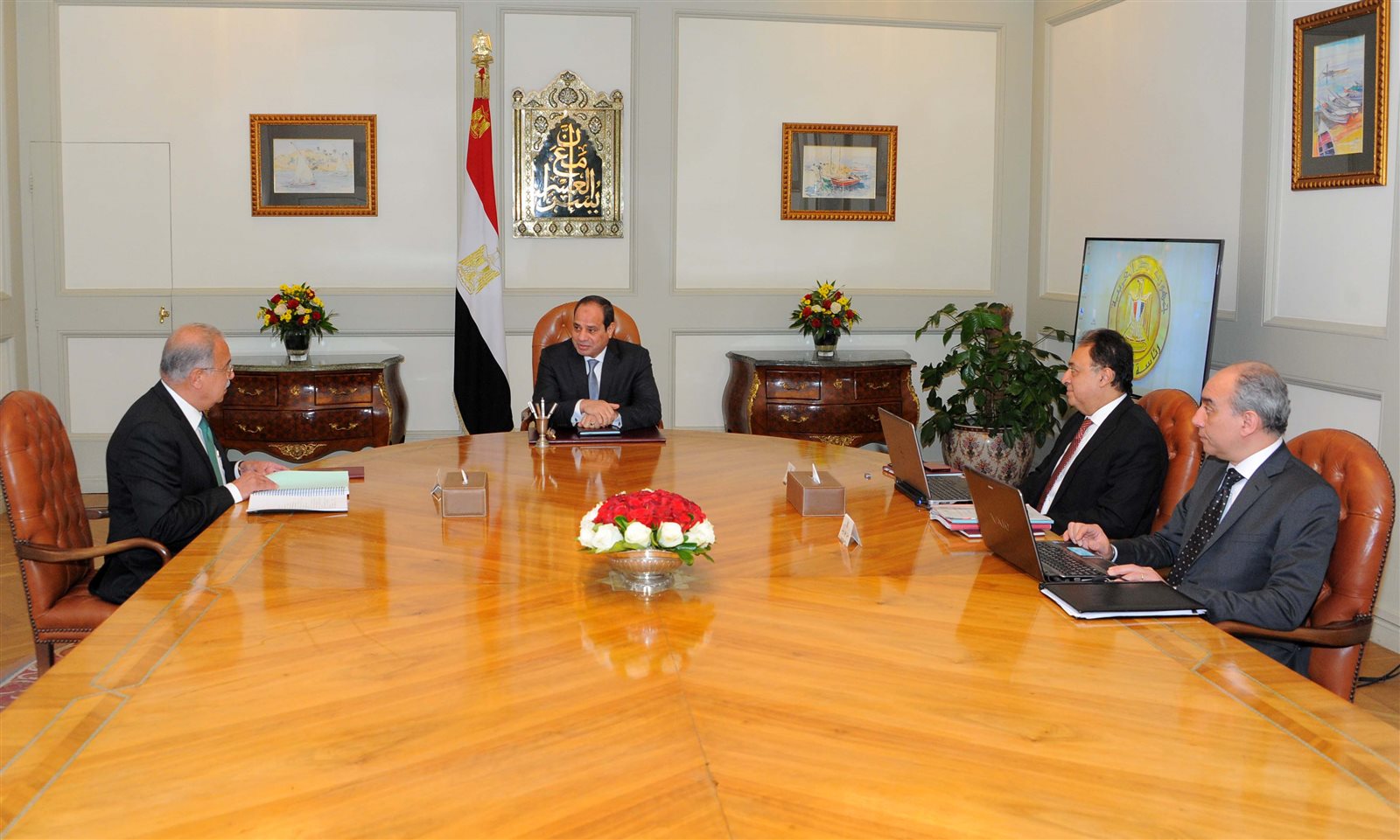 السيسي واسماعيل وعماد وعلاء يوسف