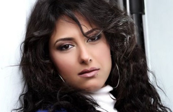 الفنانة حنان مطاوع
