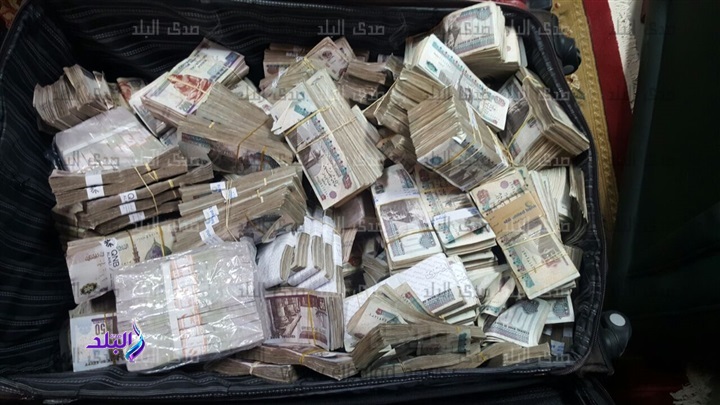 الأموال التي عثر عليها مع اللبان