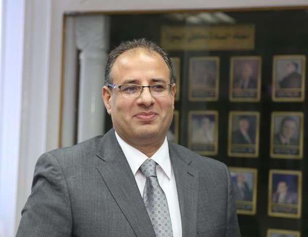  الدكتور محمد سلطان محافظ البحيرة