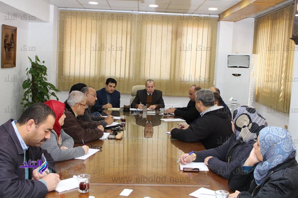 جانب من اجتماع وزير الري السابق مع محافظ دمياط