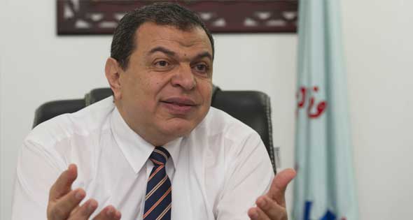 محمد سعفان، وزير القوي العاملة