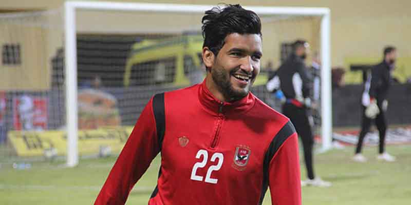 صالح جمعة لاعب الفريق الأول لكرة القدم بالنادى الأهلي صالح جمعة لاعب الفريق الأول لكرة القدم بالنادى الأهلي