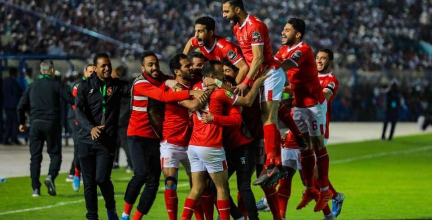 لاعبي النادي الأهلي
