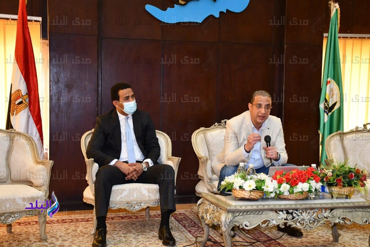 الدكتور أحمد الأنصاري محافظ الفيوم