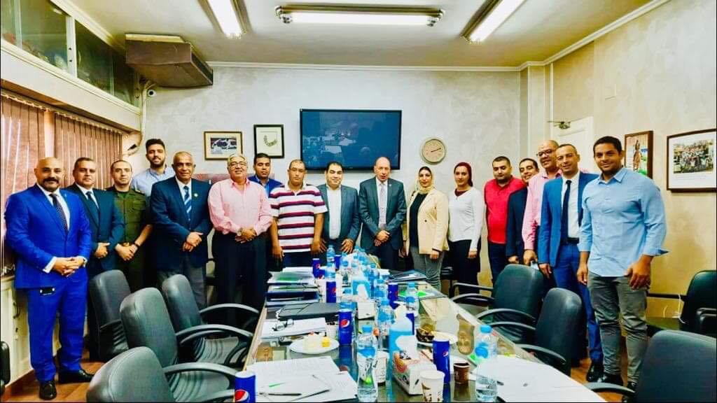 عمـوميــة الخمـاسـى الحـديــث
