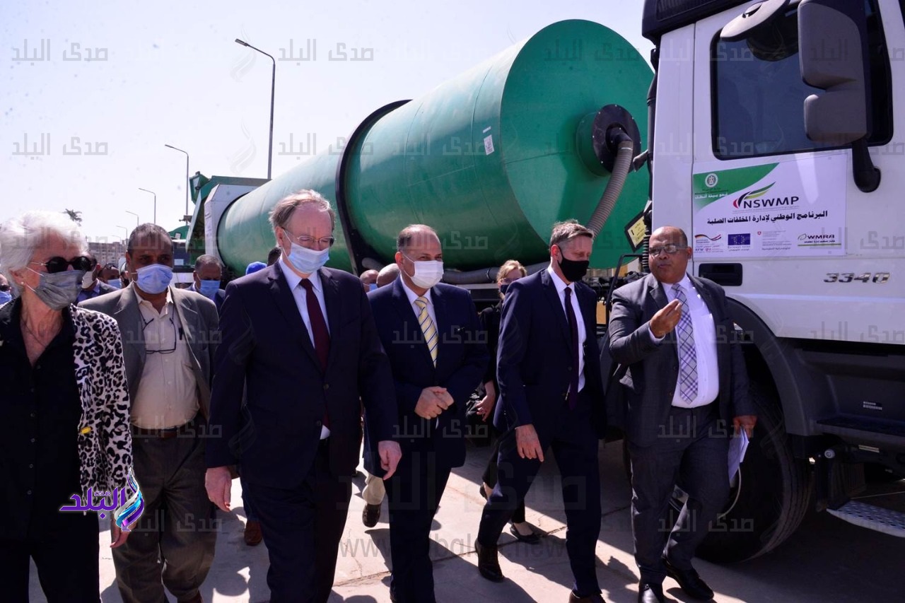 اللواء عصام سعد محافظ أسيوط 