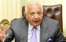 الدكتور احمد عكاشة
