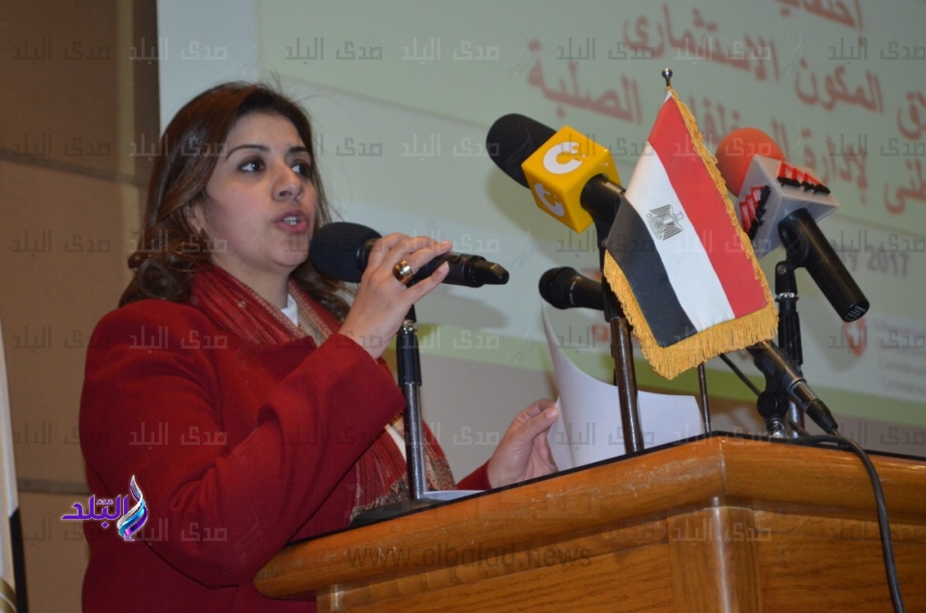  الدكتورة فاطمة الزهراء محسن رئيس جهاز تنظيم إدارة المخلفات