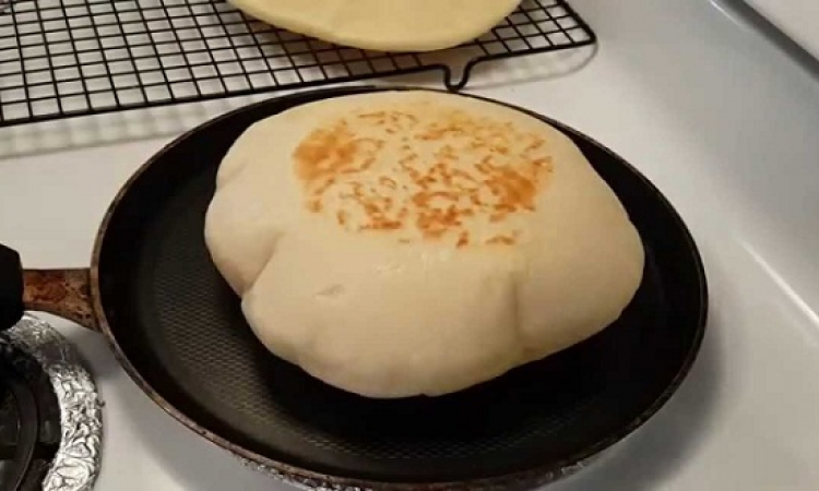 طريقة عمل خبز عربي فى الطاسة