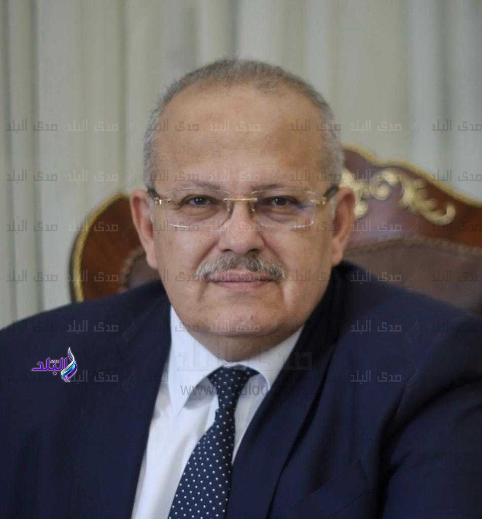 رئيس جامعة القاهرة 