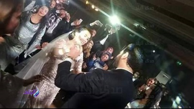 جانب من حفل الزفاف جانب من حفل الزفاف