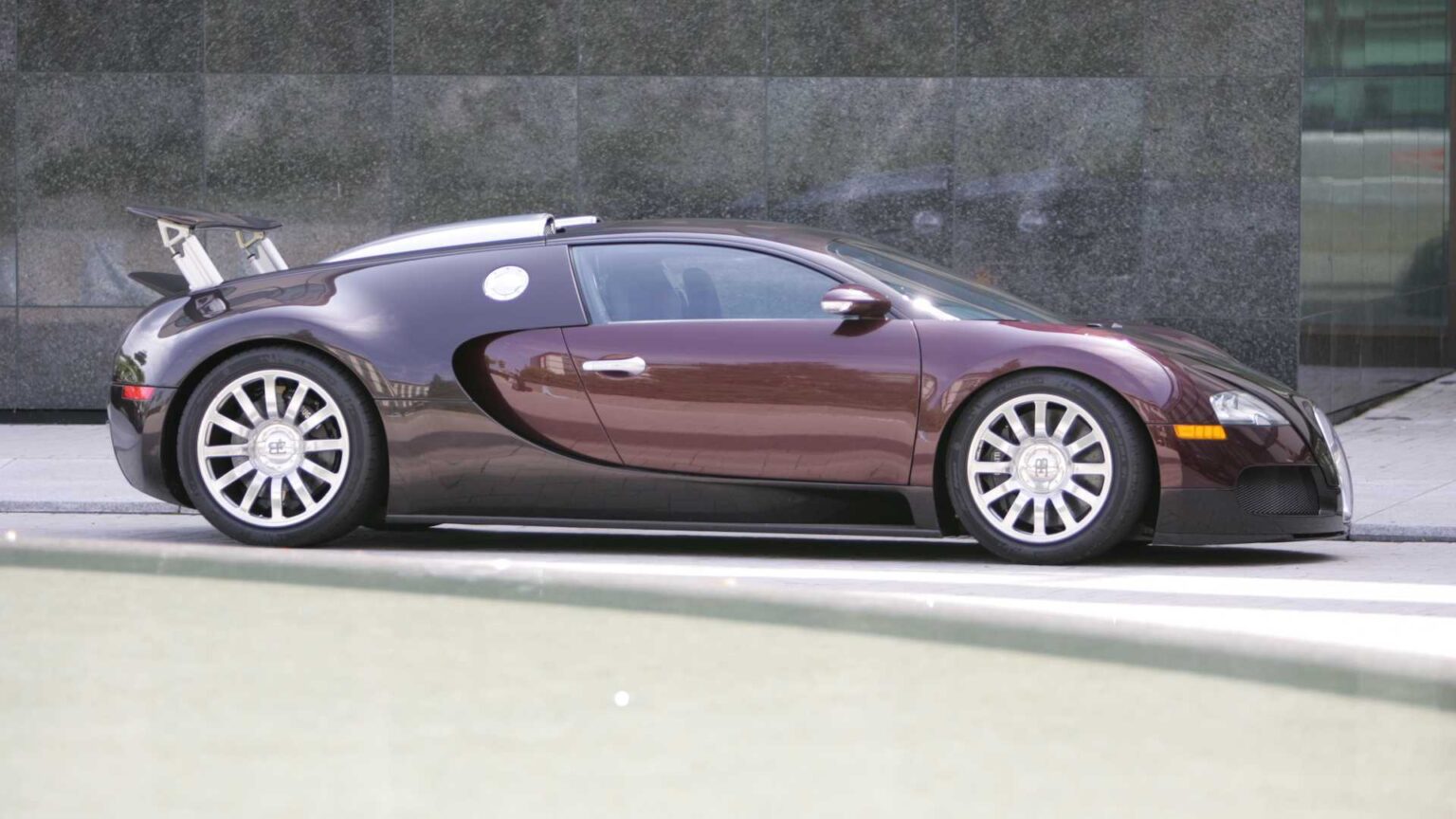  بوجاتي فيرون bugatti veyron