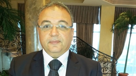 احمد شطا مديرمكتب الخارجية بالمطار