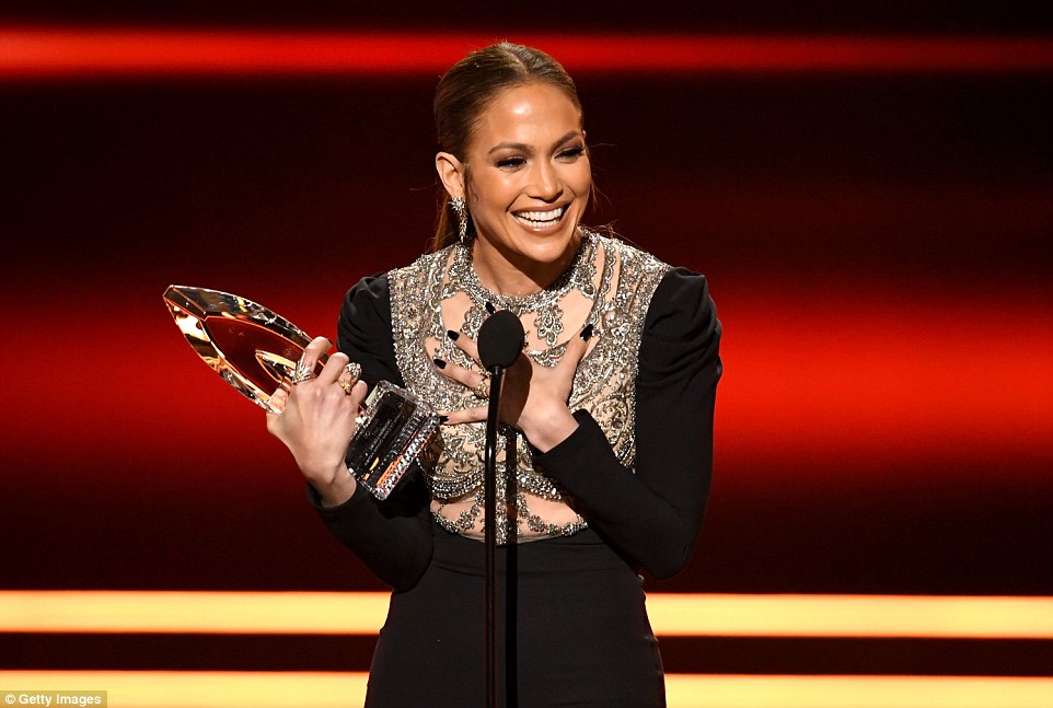 جينفير لوبيز