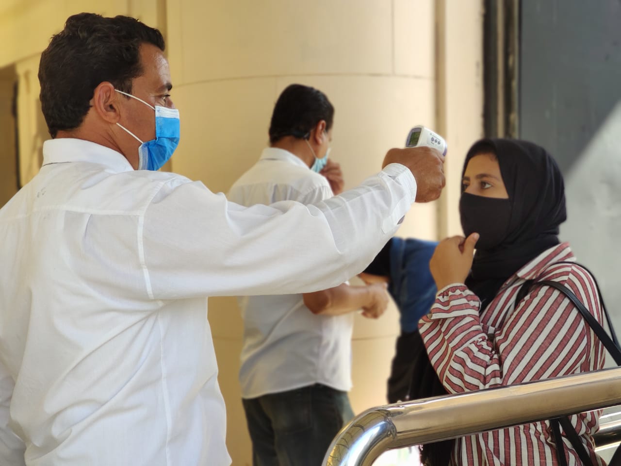 طلاب  جامعى 
