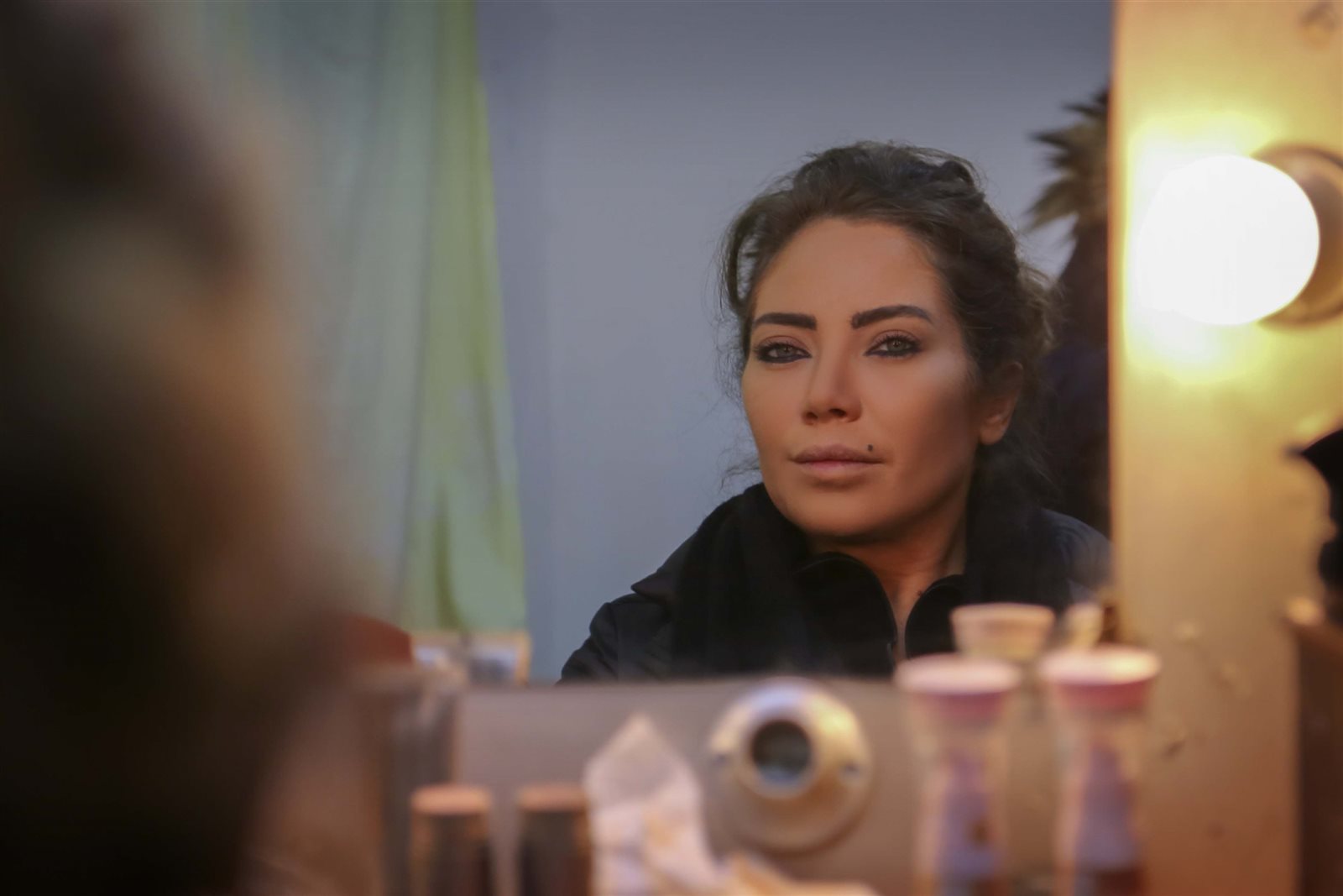 مسلسلوردة شامية مسلسلوردة شامية