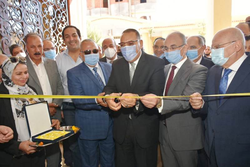 محافظ الشرقية ورئيس جامعة الزقازيق