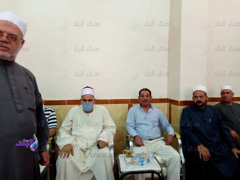 محافظ الشرقية يعزي اسرة إمام مسجد توفي قبل صعودة المنبر..صور