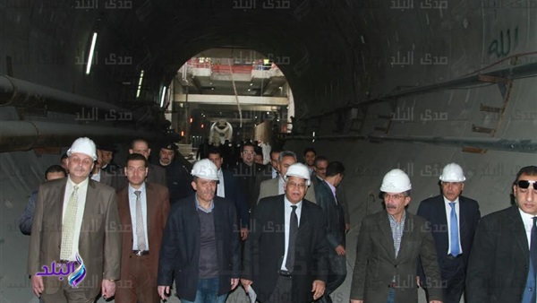 وزير النقل خلال جولته التفقدية