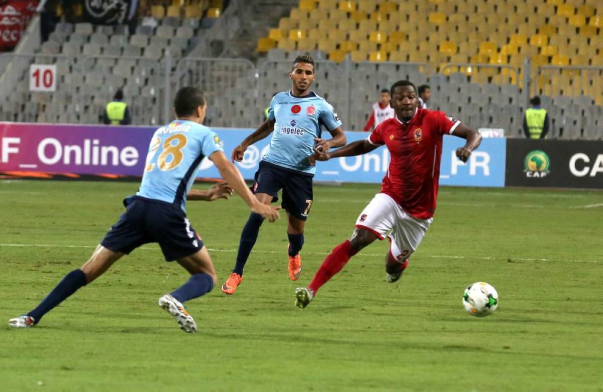 جانب من لقاء سابق بين الفريقين