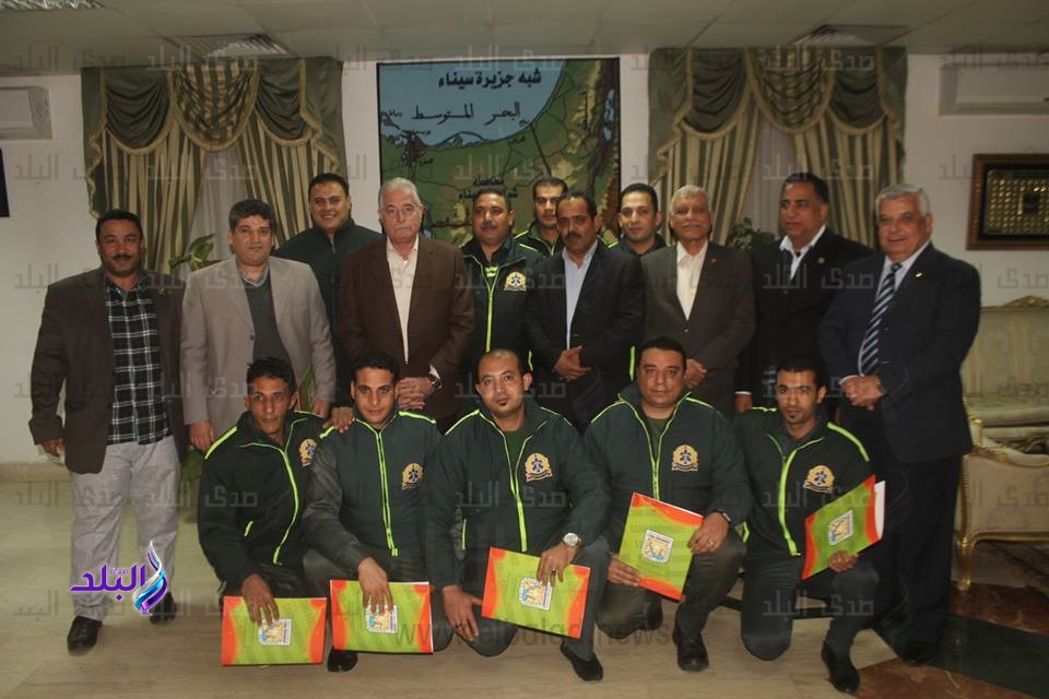 "فودة" يكرم رجال الإسعاف بشرم الشيخ