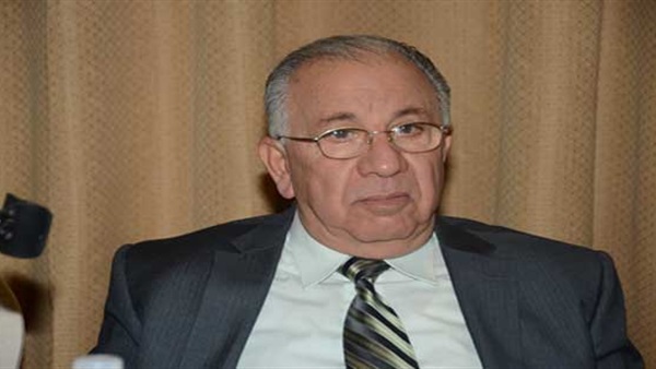 رئيس الاتحاد المصرى لمقاولى التشييد والبناء حسن عبدالعزيز