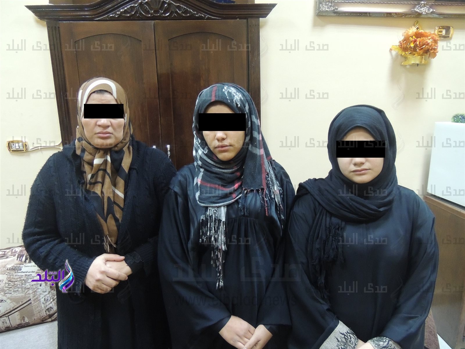 سيدة تدير شقتها للاعمال المنافية