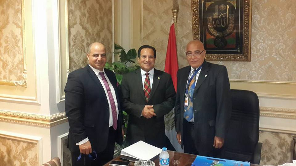 حسن النحلة و أمير العتمة حسن النحلة و أمير العتمة