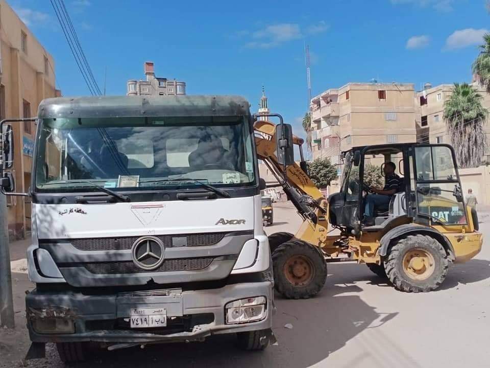 حملات للنظافة والتجميل ورفع كفاءة الإنارة العامة 