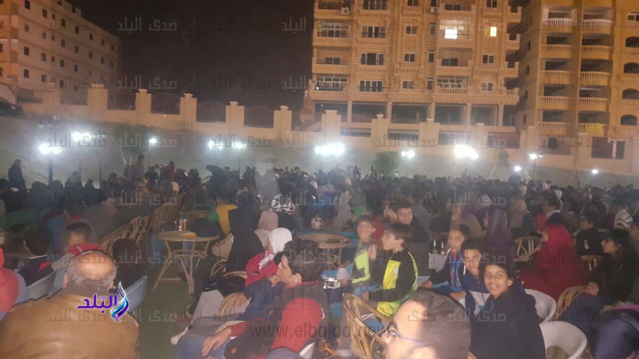 جماهير منتخب مصر داخل نادي حدائق الأهرام 