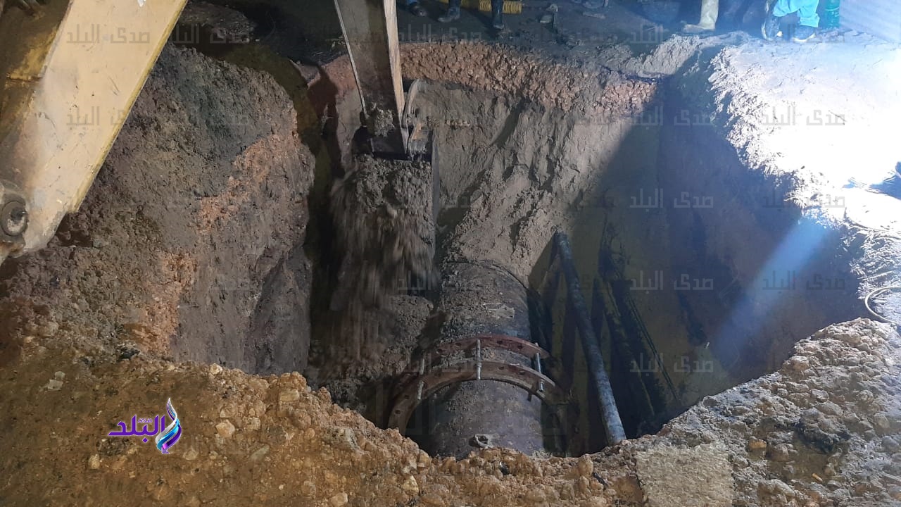 إصلاح كسر خط طرد محطة رفع صرف صحي