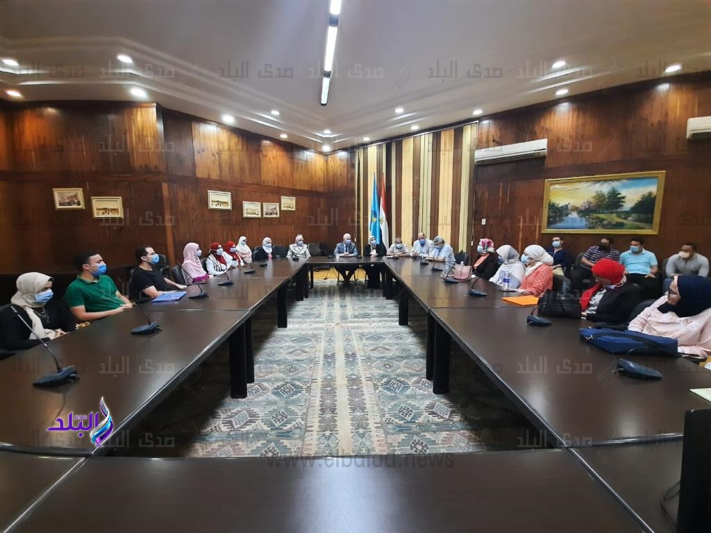 أثناء الاجتماع