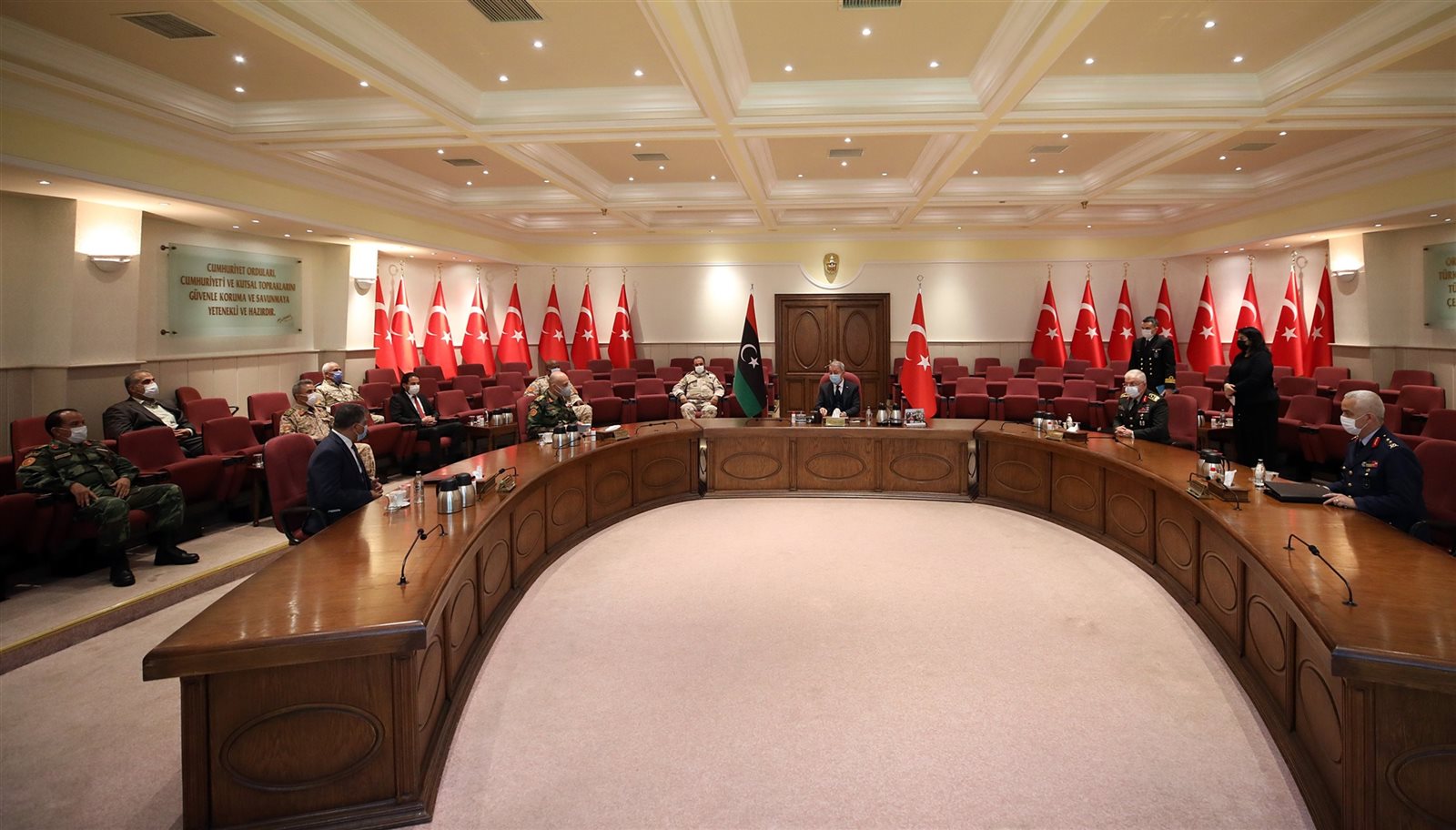 اجتماع بين رئيس أركان الوفاق ومسؤولي تركيا