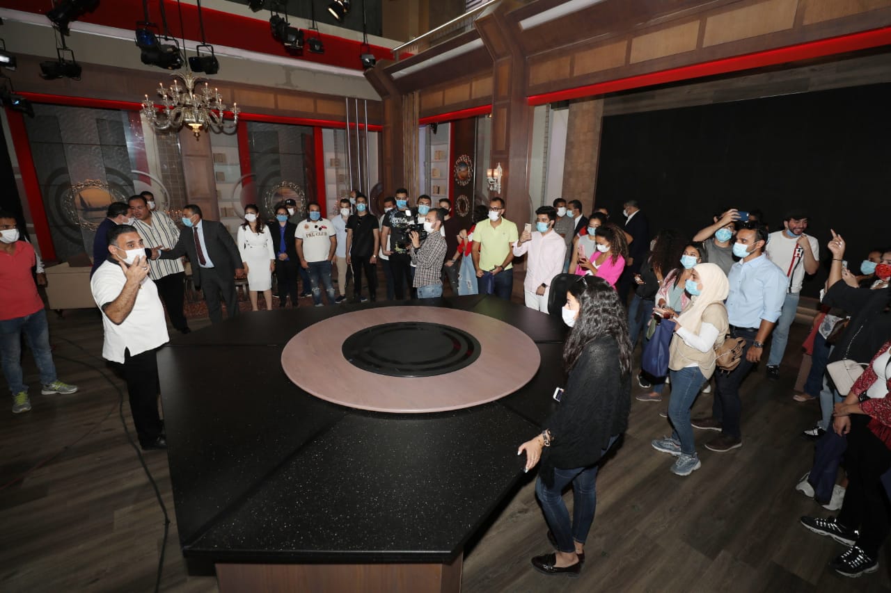 شباب مصر الدارسين بالخارج 