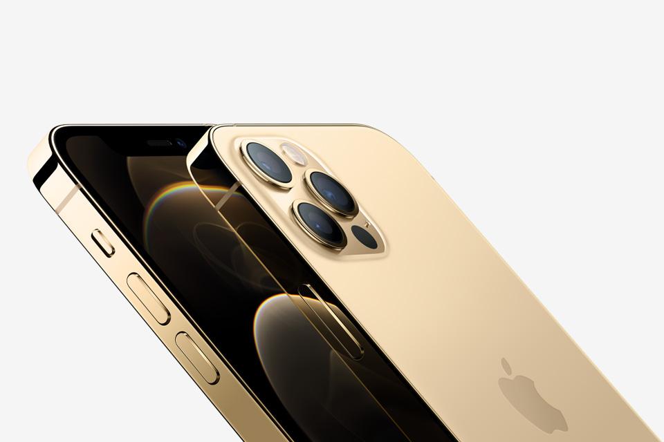 طلبات الحجز المسبق لهاتفى iPhone 12 و 12 Pro تحقق رقما قياسي