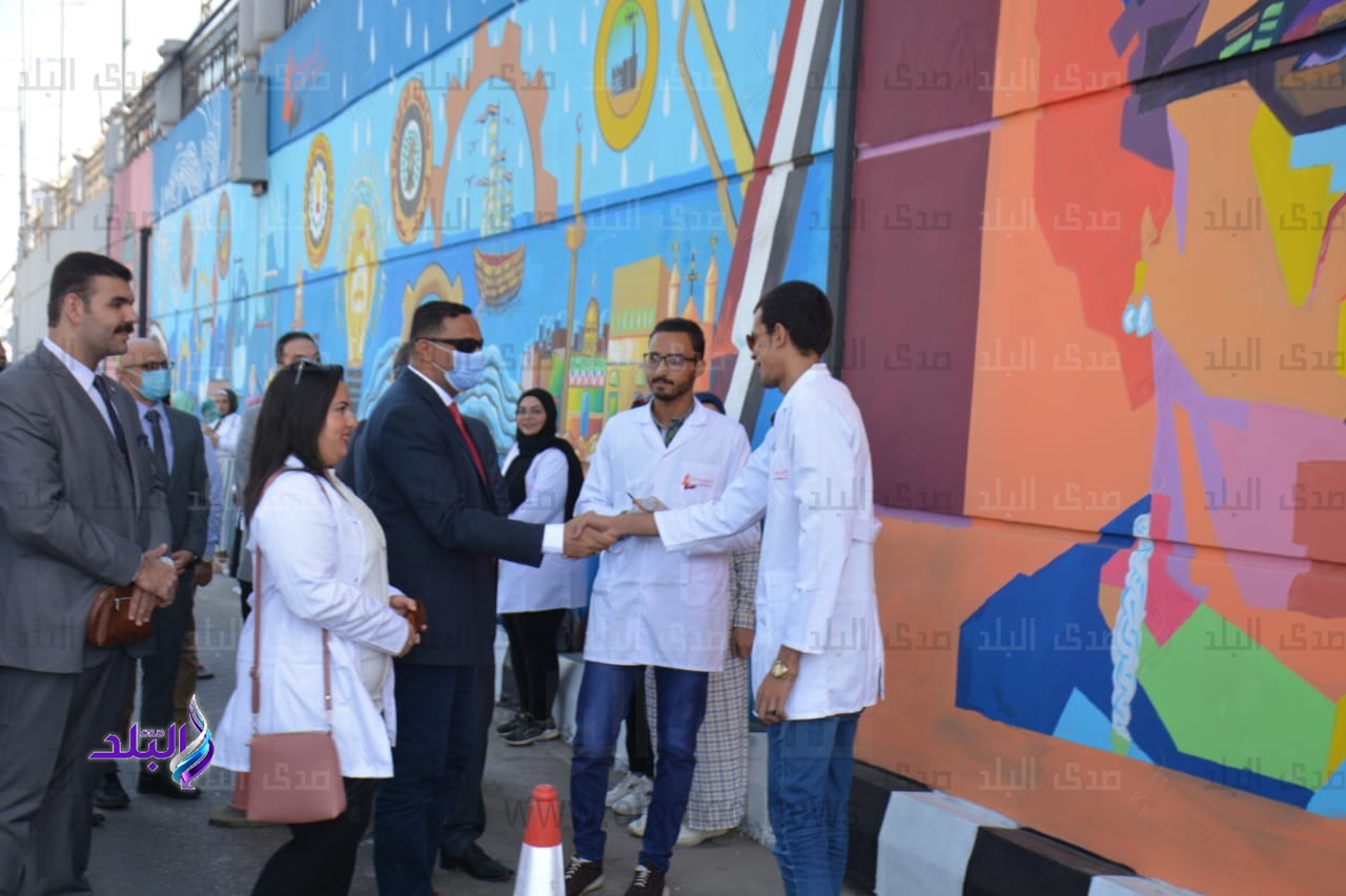  الدكتور أيمن مختار محافظ الدقهلية