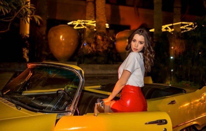 سارة التونسي