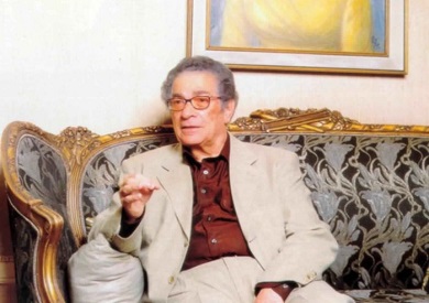 الأديب الراحل أنيس منصور