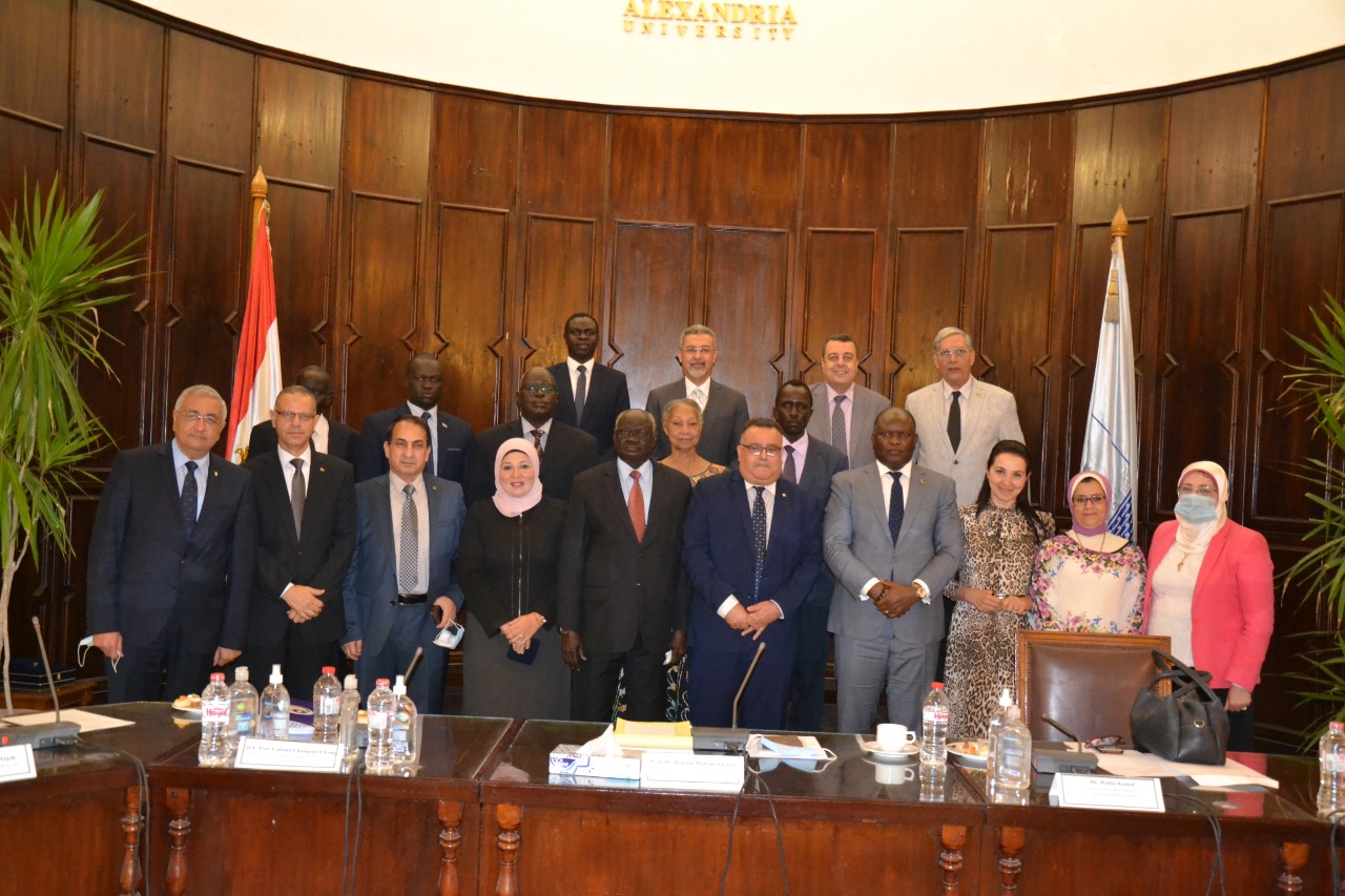  جامعة الإسكندرية تستقبل وزير التعليم العالي بجنوب السودان