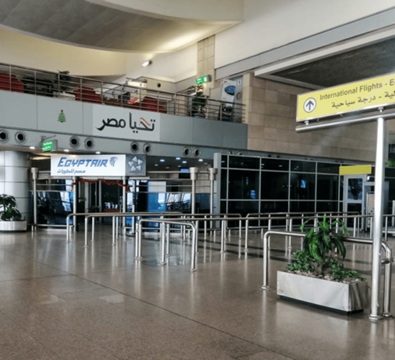 مطار القاهرة