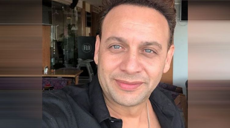 مصطفى قمر 