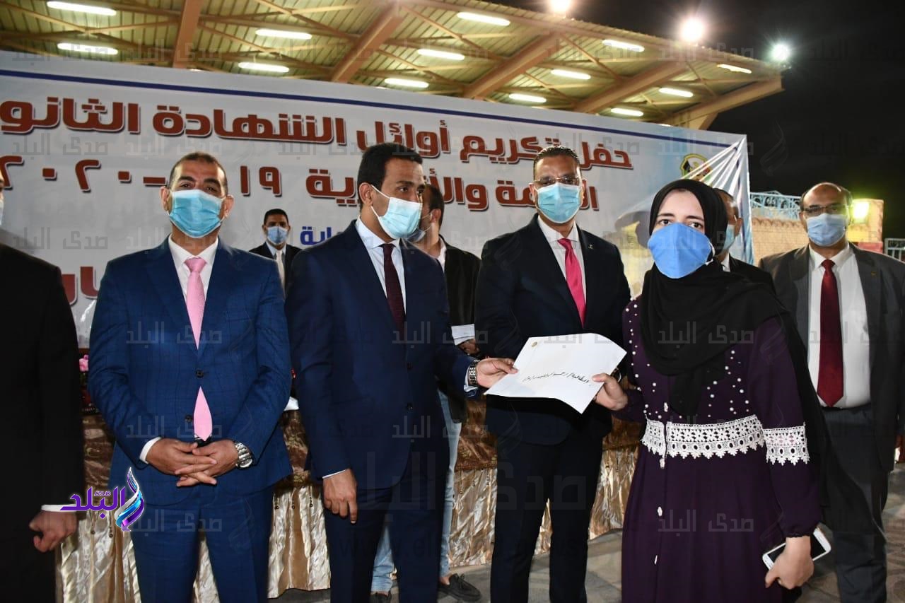 جانب من التكريم