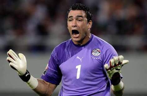 عصام الحضري