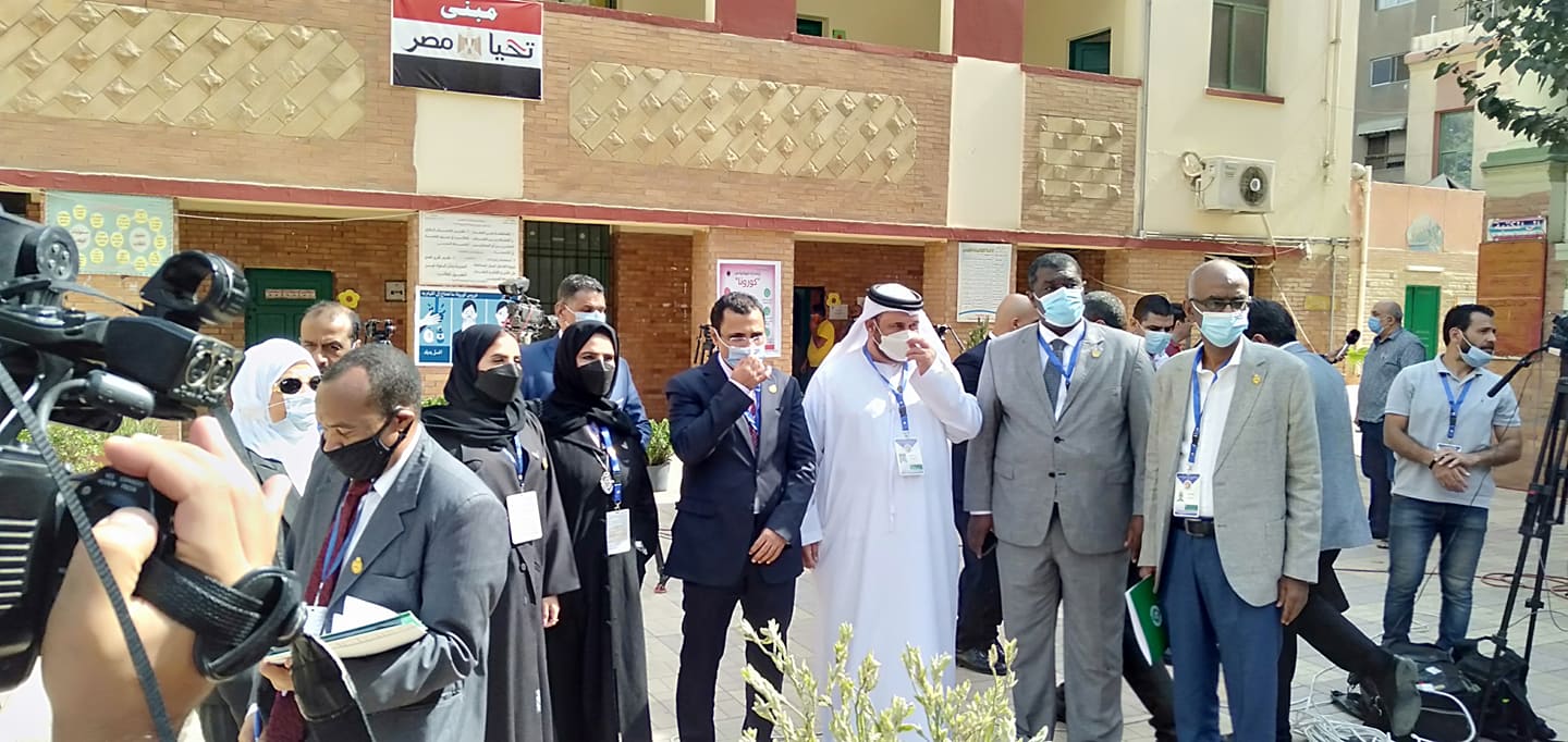وفد البرلمان العربي يتفقد انتخابات النواب