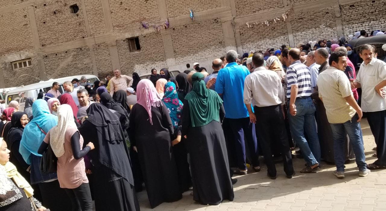 اقبال على التصويت فى الانتخابات البرلمانية 