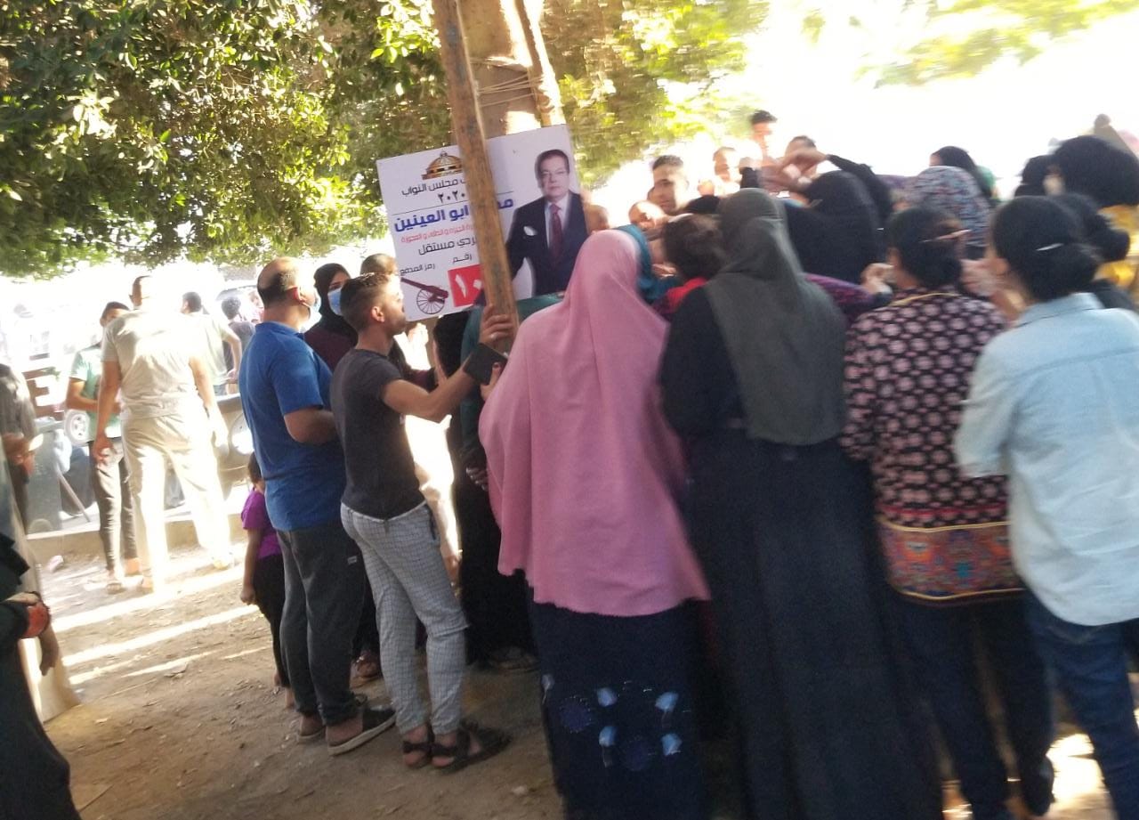 اقبال على التصويت فى الانتخابات البرلمانية 
