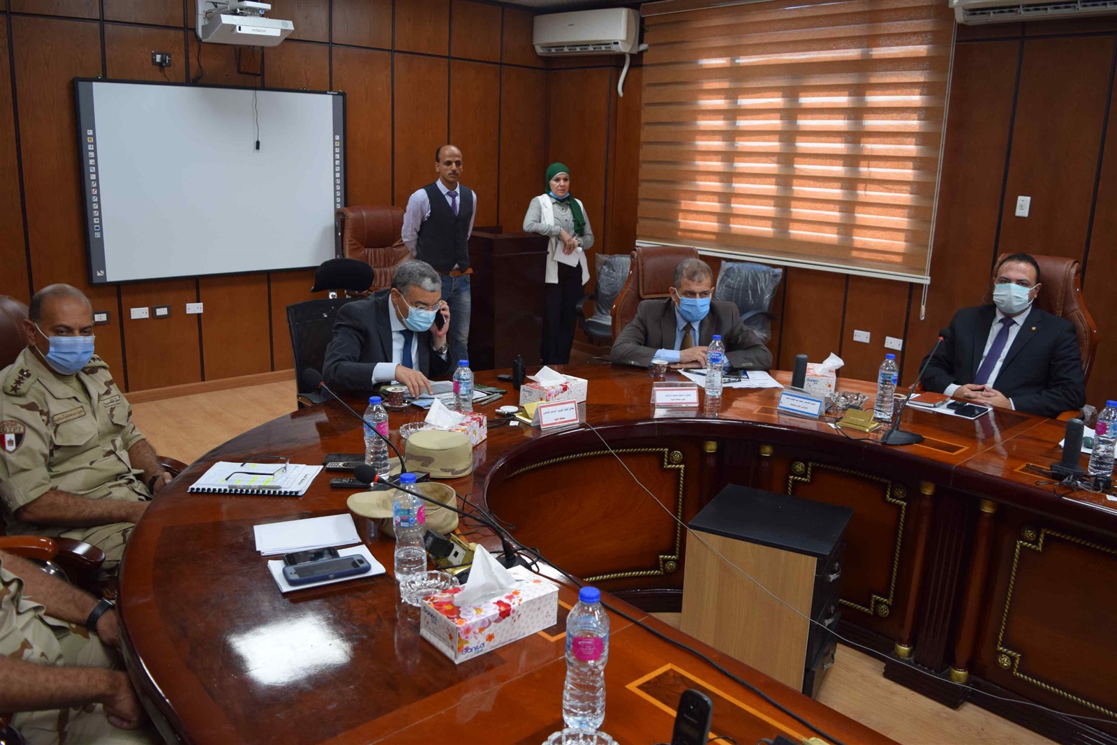 محافظ المنيا : انتظام عملية التصويت ولا شكاوي حتى الان